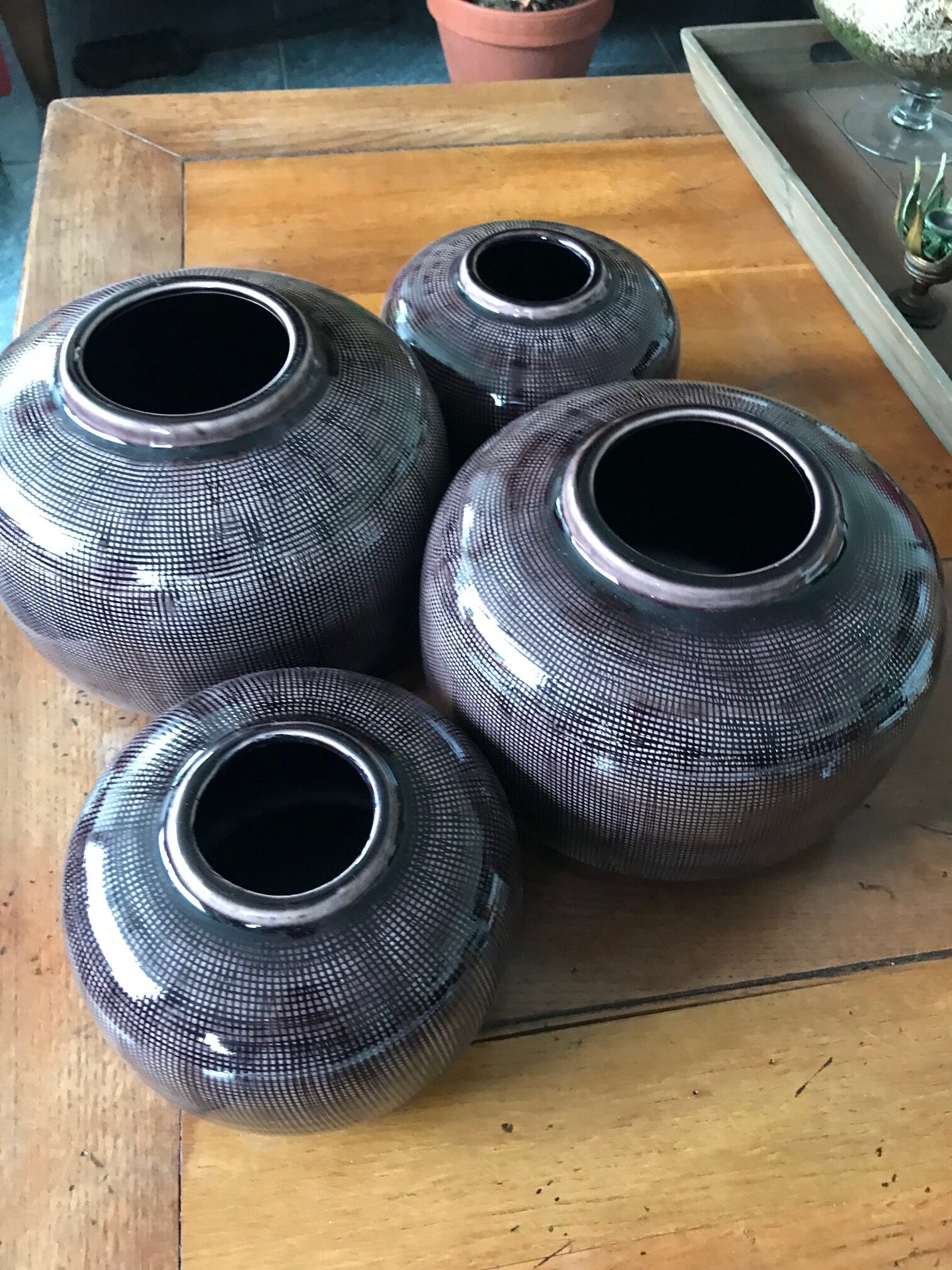 Vier keramiek potten